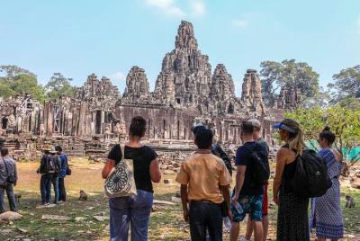 Excursión de día completo a Angkor Wat - Pueblo de pescadores de 
