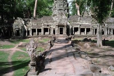 Excursión de medio día a Ta Prohm y Banteay Kdei