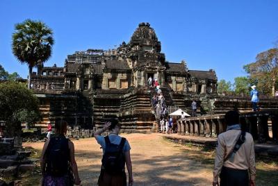 Excursión de día completo a los templos de Angkor con salida del 