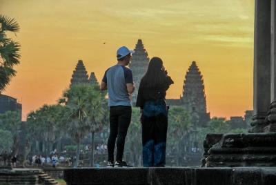 Excursión compartida de 1 día a Angkor Wat con Sunrise Small-Grou