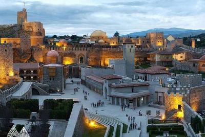 Desde Kutaisi: Vardzia-Rabati-Borjomi-Kutaisi