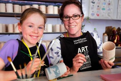 Taller de pintura de arte en cerámica de Siem Reap