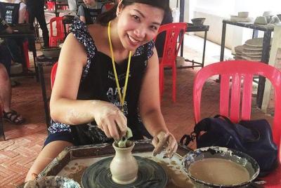 Clase de cerámica camboyana en Siem Reap Clase de cerámica camboyana en Siem Reap