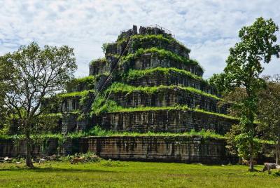 Maravilloso Siem Reap Angkor, Koh Ker y Preah Vihear (5 días) Maravilloso Siem Reap Angkor, Koh Ker y Preah Vihear (5 días)