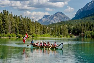 Recorrido de 1,5 horas en canoa por el Parque Nacional de Banff