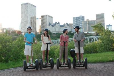 Aventura en el Segway de Edmonton River Valley 90 minutos Aventura en el Segway de Edmonton River Valley 90 minutos