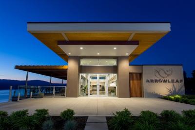 Tour panorámico de vinos por Lake Country