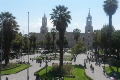 Recorrido a Pie por Arequipa y Monasterio Santa Catalina Recorrido a Pie por Arequipa y Monasterio Santa Catalina