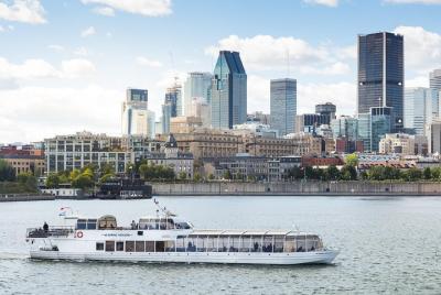 Crucero turístico de Le Bateau-Mouche en Montreal Crucero turístico de Le Bateau-Mouche en Montreal