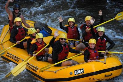 Tour familiar de rafting en el río Mont-Tremblant Rouge de día completo con almuerzo Tour familiar de rafting en el río Mont-Tremblant Rouge de día completo con almuerzo