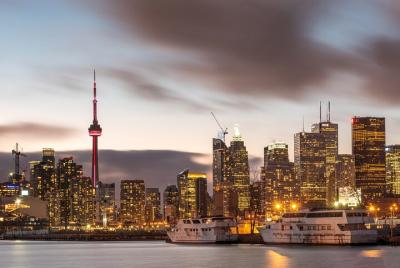 Tour por la ciudad de Toronto con mi guía turístico Michael Franc Tour por la ciudad de Toronto con mi guía turístico Michael Franc