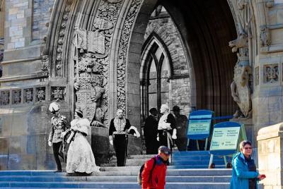 Explore Canadá a través de los ojos de Ottawa con recorridos a pi