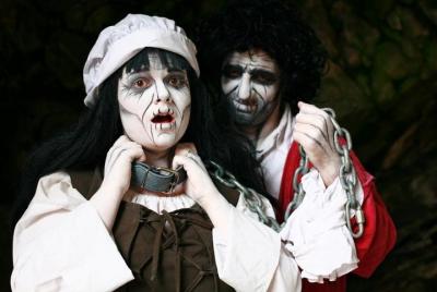 Crímenes interactivos de teatro en la calle en Nueva Francia