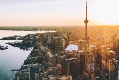 Traslado privado al aeropuerto: Toronto al aeropuerto internacion