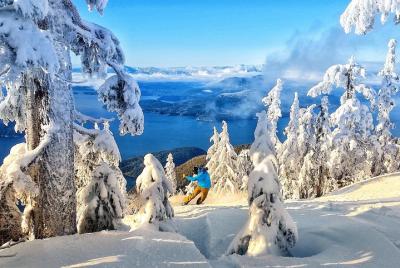Hit The Slopes - Ski o Snowboard The Local Vancouver Mountains