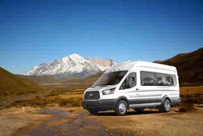 Traslado compartido desde Puerto Natales a Villa Serrano y Lago G