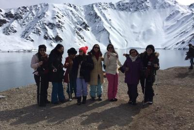 Excursión privada: Cajón del Maipo con almuerzo y vino desde Sant