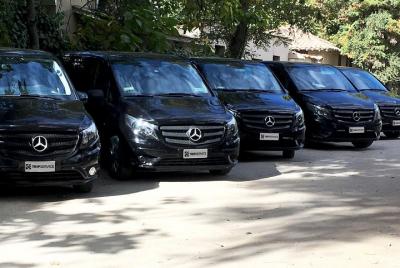 Transfer privado desde aeropuerto de Santiago hacia hotel en la ciudad Transfer privado desde aeropuerto de Santiago hacia hotel en la ciudad