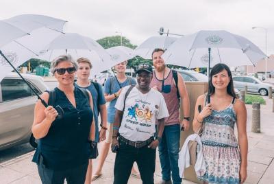 Descubra la visita guiada a pie por las joyas de la ciudad interi