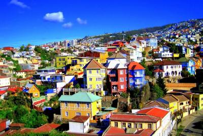 Caminando por Valparaiso Caminando por Valparaiso