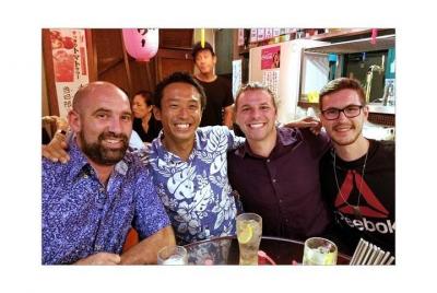 Tour de salto al bar del mercado de Sakaemachi