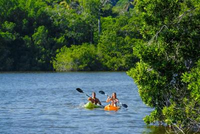 Laguna de Manialtepec desde Puerto Escondido