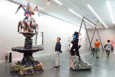 Recorrido a pie de 4 horas por la zona de arte de Beijing 798 con