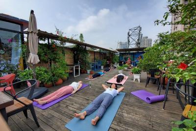 Tour de yoga y paseo por el templo