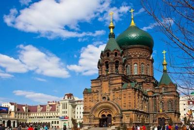 Traslado privado de ida y vuelta: aeropuerto internacional de Har