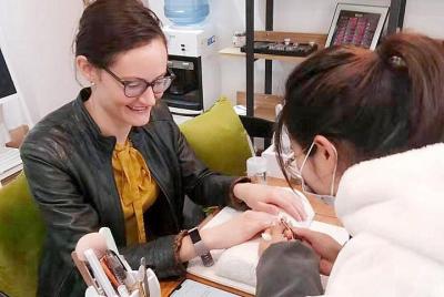 Experiencia de manicura VIP de 1.5 horas en el estilo Chengdu Pan
