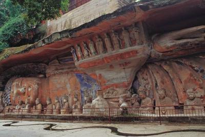 Excursión privada de 1 día a las tallas de roca de Chongqing Dazu Excursión privada de 1 día a las tallas de roca de Chongqing Dazu