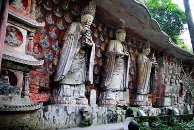 Excursión privada de día completo a Dazu Rock Carvings desde Chon Excursión privada de día completo a Dazu Rock Carvings desde Chon
