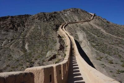 Traslado privado de ida y vuelta a la Gran Muralla de Jiayuguan y