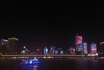 Boleto de crucero nocturno por el río Pearl de Guangzhou (se requ