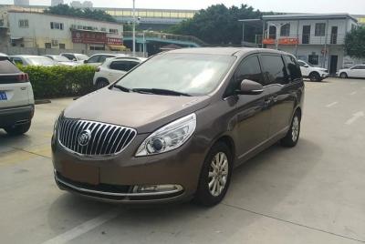 Recogida en el aeropuerto de Guangzhou Baiyun Int y recogida loca