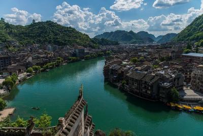 Excursión de un día a la aldea Xijiang Miao desde GuiYang