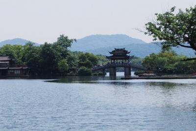 Tour por la ciudad de Hangzhou: Crucero por el Lago Oeste y templ