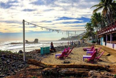 El Salvador Stop Stop Tour: El Tunco Beach Visita relajante
