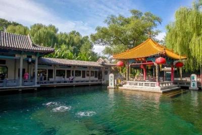 Tour privado de un día a la ciudad de Jinan con crucero en barco,