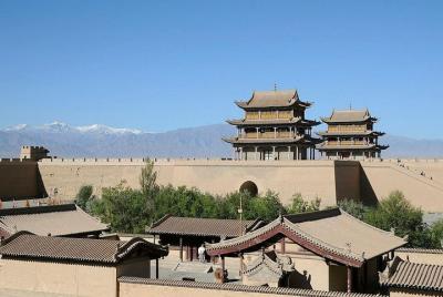 Excursión privada de un día: pase de Jiayuguan, gran muralla que  Excursión privada de un día: pase de Jiayuguan, gran muralla que