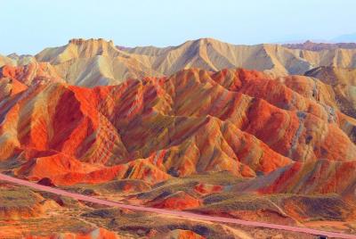 Traslado privado de ida a Zhangye desde Jiayuguan Traslado privado de ida a Zhangye desde Jiayuguan