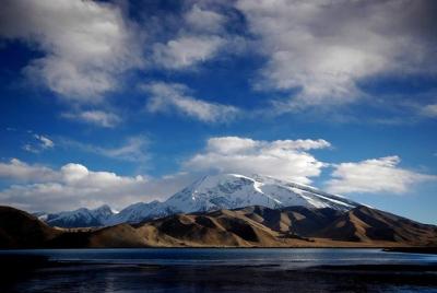 Excursión de un día en lago Karakul privado todo incluido desde K Excursión de un día en lago Karakul privado todo incluido desde K