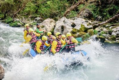 Rafting en los ríos Lousios y Alfeios. Rafting en los ríos Lousios y Alfeios.