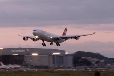 Traslado privado del aeropuerto de NKG desde la estación de tren 