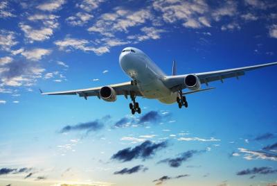 Traslado privado desde el aeropuerto a JNG desde los hoteles de J