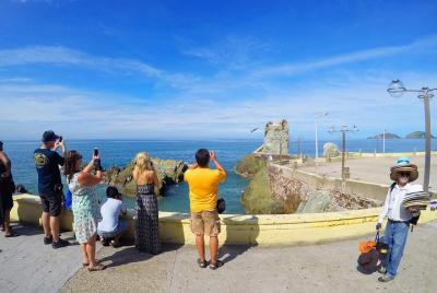 Paseo Por Centro Historico de Mazatlan, Compras y Playa Paseo Por Centro Historico de Mazatlan, Compras y Playa