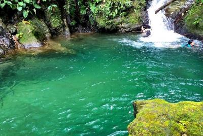 Experiencia en Pichinde: aventura de senderismo y río Experiencia en Pichinde: aventura de senderismo y río
