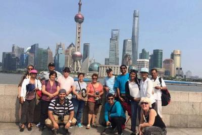 Vista completa de la ciudad de Shanghai, incluyendo el almuerzo