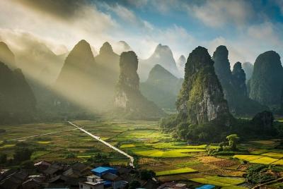 Excursión privada de 3 días desde Shanghai en avión: Guilin, Long