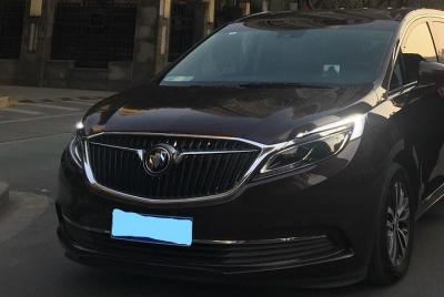 Recogida en el aeropuerto / estación de tren de Shanghai